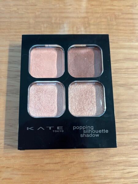 ケイト KATE ポッピングシルエットシャドウ RD-1 ロージーポップ