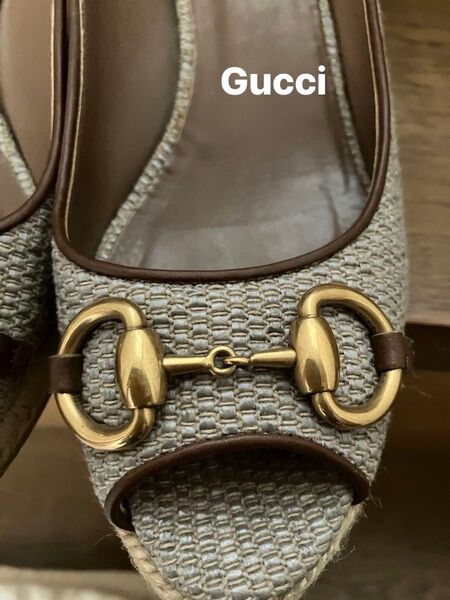 GUCCI オープントゥ ウェッジソールベージュ 36 1/2