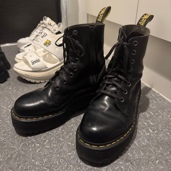Dr Martens ドクターマーチン 8ホール ブラック ブーツ 黒 レザー 厚底 uk6 革靴 ジェイドン JADON ジップ
