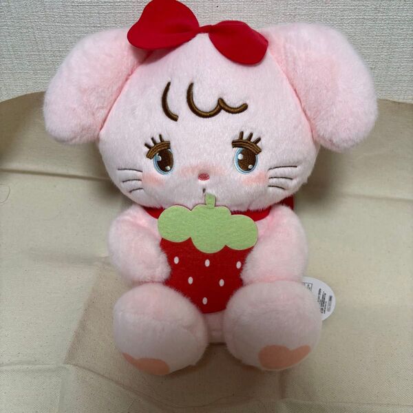 mikko いちごBIGぬいぐるみ キャミー