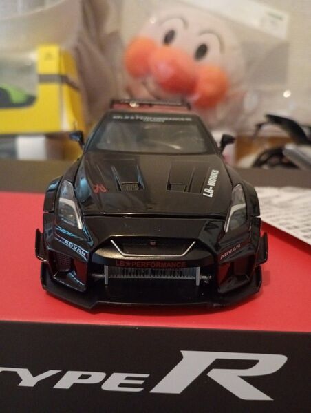 1/30スケール LB☆PERFORMANCE 日産 スカイライン2000GTR R35 ブラックカラー