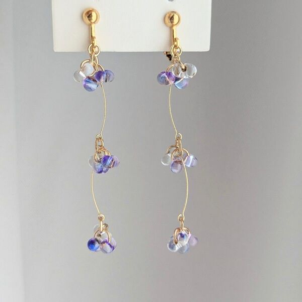 【No.108】アレルギー対応 ハンドメイド イヤリング ピアス 軽い パープル 揺れる ロング しずく ゴールド