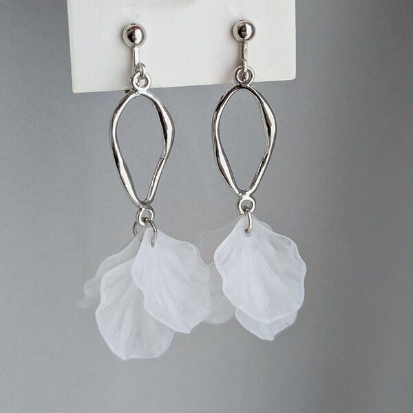 【No.347】アレルギー対応 ハンドメイド イヤリング ピアス シルバー フラワー 花 ウエディング 結婚式 ブライダル