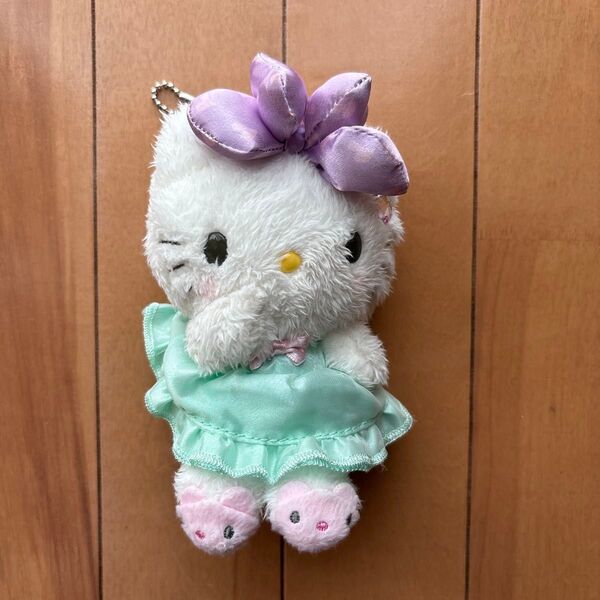 サンリオハローキティぬいぐるみ