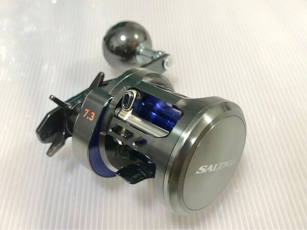 美品 ダイワ ソルティガ BJ 200SH 右ハンドル DAIWA SALTIGA ベイジギング ライトハンドル