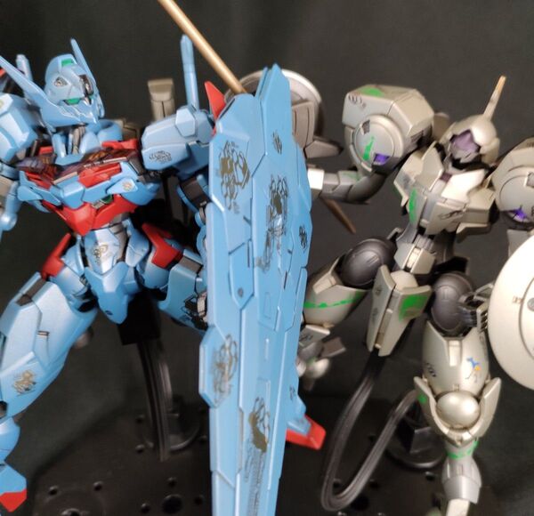 ガンプラ 塗装済完成品 HG 1/144 ガンダムルブリス & ハインドリー
