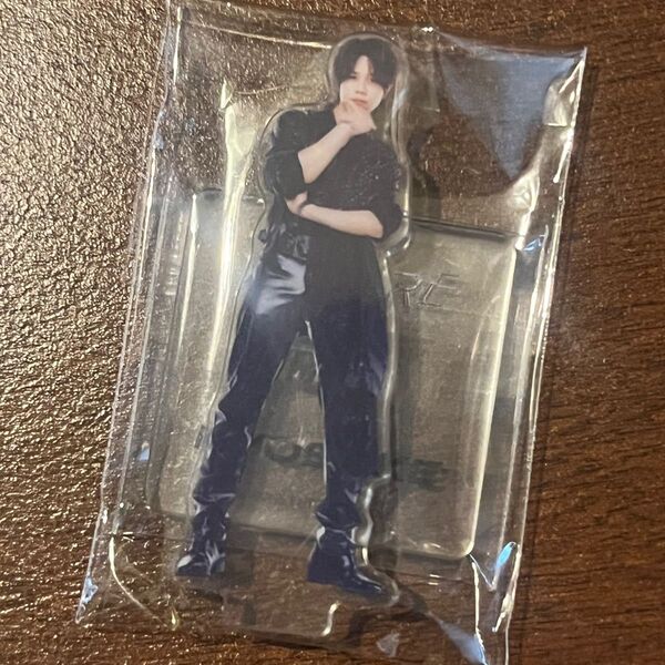 INI XQUARE カプセルトイ ミニアクスタ 藤牧京介