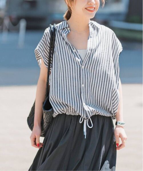 Spick and Span リネンブレンドフレンチヘムギャザーシャツ