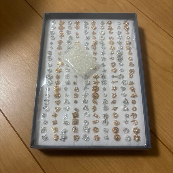 樹脂ピアス 100ペア