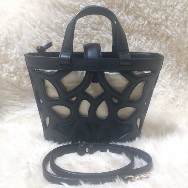 ZARA カットワークミニトート カゴバック ショルダーバッグ 2way 黒