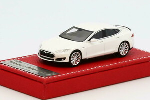 VIP SCALE 1/64 テスラ モデルS P85 ホワイト Tesla Model S