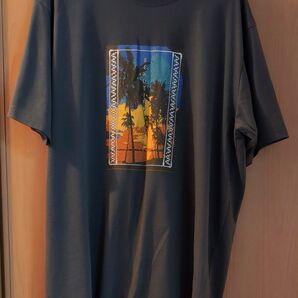 BEAUTIFUL WORLD ヤシの木 プリント Tシャツ ブラック系・ワークマン