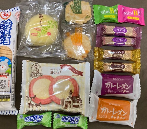 お菓子詰め合わせ アソート 萩の月 ステラおばさんのクッキー ガトーレーズン チョコレート おせんべい ハイチュウ ラングドシャ