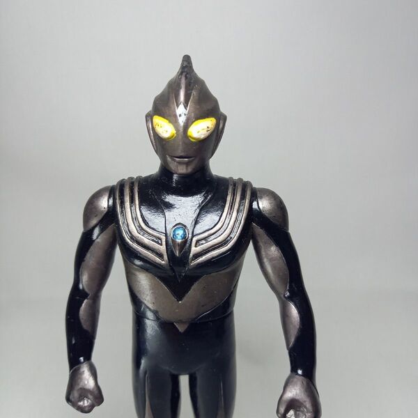 ウルトラマンダークティガ ソフビフィギュア800シリーズ