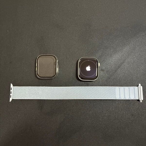 Apple Watch Series10 GPSモデル 46mm シルバーアルミニウムとブルークラウドスポーツループ