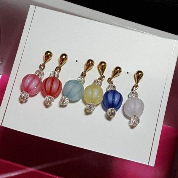 ハンドメイド ピアス 6色セット アシンメトリー
