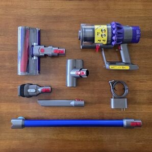 Dyson Cyclone V10 Fluffy SV12 動作品