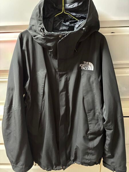 NP61540 THE NORTH FACE ブラック マウンテンパーカー XL