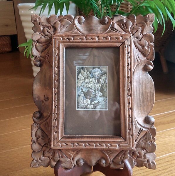 セール◆バリ島 木製 手彫額付 手描き絵画 アジアン雑貨 工芸品 バリアート