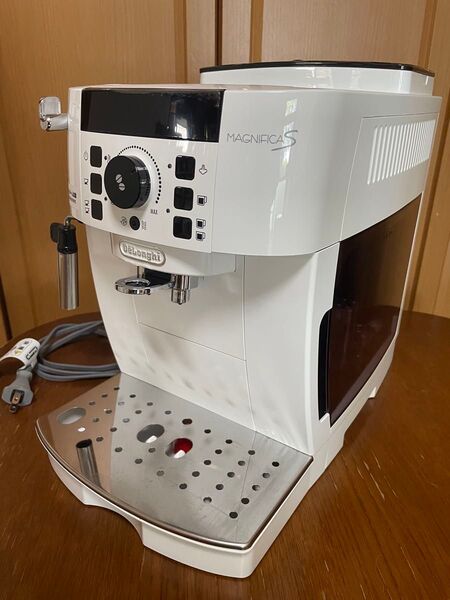 デロンギ DeLonghi マグニフィカS マグニフィカ エスプレッソ ECAM22112 全自動コーヒーマシン コーヒーメーカー