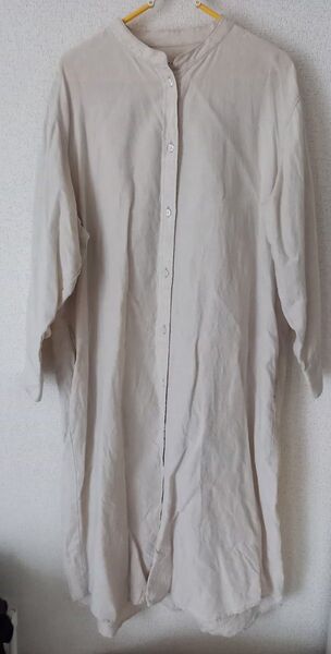 無印良品 フレンチリネン洗いざらしスタンドカラーワンピース 生成 M~L