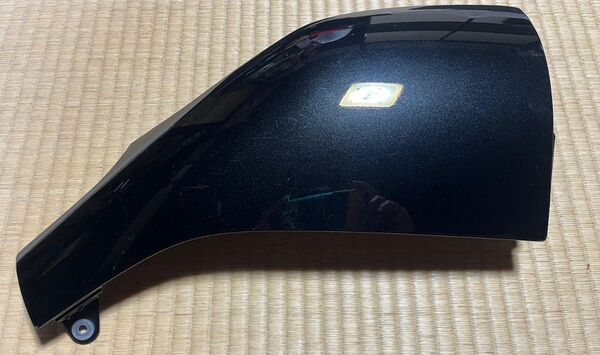 ハイエース 200系 コーナーパネル 右 純正