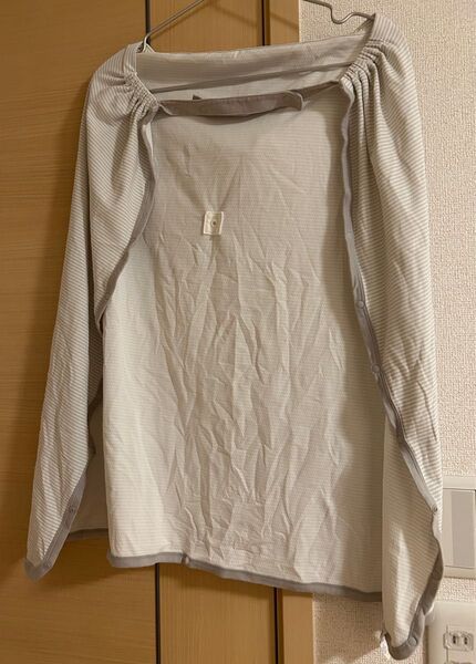 Uniqlo ユニクロ エアリズムUVカットメッシュ3WAYブランケット_グレー