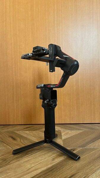 DJI RS 3 Pro 3軸ジンバル手持ちスタビライザー 縦型カメラマウント付