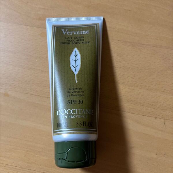 ロクシタン ヴァーベナ UVフレッシュボディローション SPF30 PA++++ 100ml