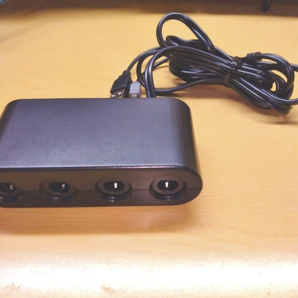 非純正 ゲームキューブ コントローラー接続タップ Switch/Wii U/PC