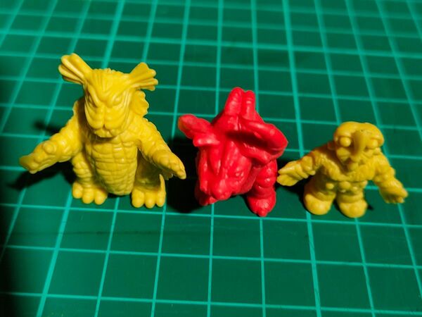 ウルトラ怪獣 塩ビ人形【3点セット】【ナックル星人】