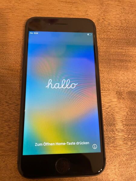 iPhone 8 64GB ブラック