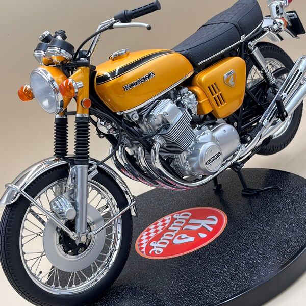 1/6 ミニチャンプス ホンダ CB750K0 1968 バイク 模型 イエロー ゴールド 未展示 062161001