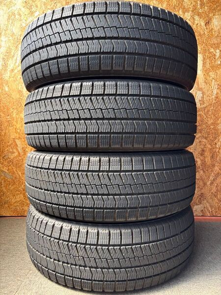 S-461【極上山/2022年製造】ブリヂストン BLIZZAK VRX2!225/60R17 99Q!程度良好!