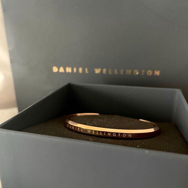 Daniel Wellington(ダニエルウェリントン)クラシックブレスレット/ローズゴールド/クラシックバングル アクセサリー