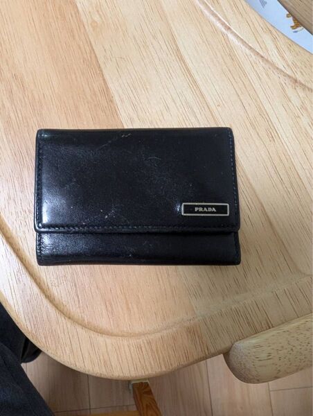 プラダ PRADA キーケース 6連 黒