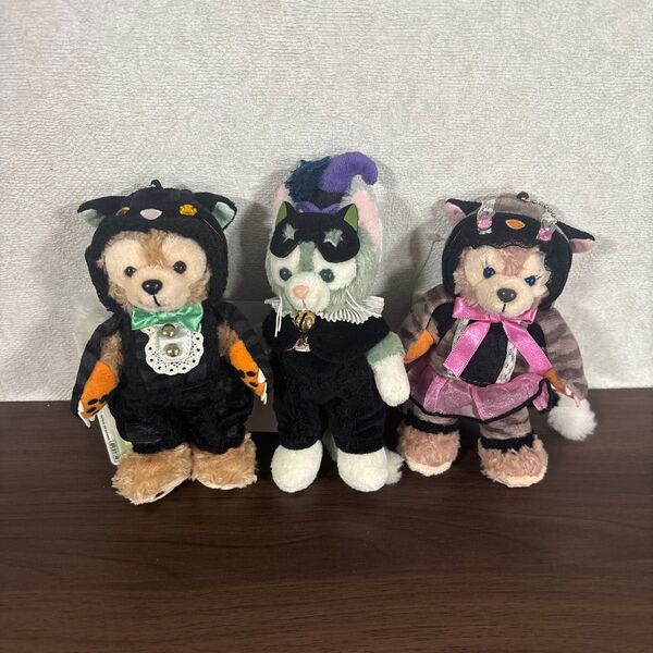 未使用 タグ付きダッフィー シェリーメイ ジェラトーニ ぬいぐるみバッジ 2014 ハロウィン ディズニーシー