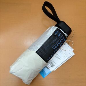 新品未使用 wpc 折りたたみ傘 晴雨兼用 遮光 バックプロテクト