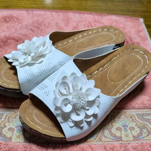 クーポン利用で700円夏用軽量 サンダル
