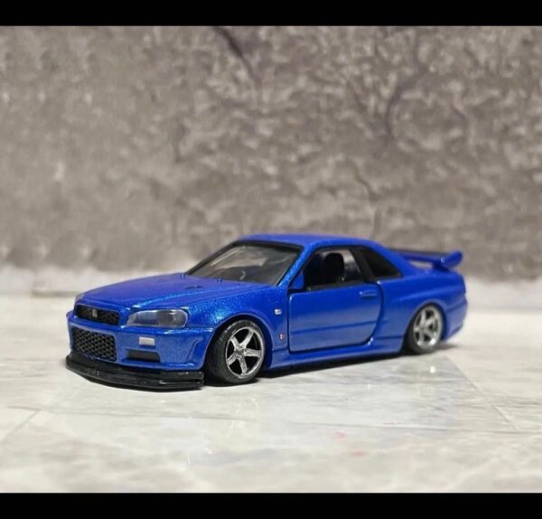 トミカプレミアム11日産スカイラインGTR VSPECⅡ Nur タカラトミー 1/64 カスタム ミニカークリアケース付き