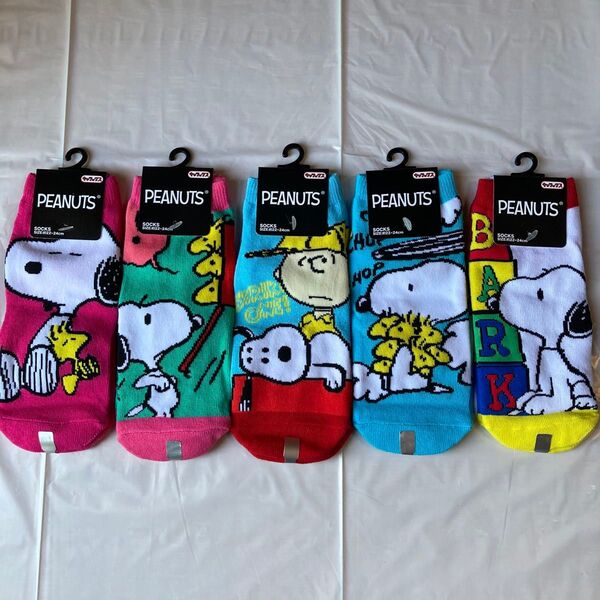 PEANUTS レディースソックス 5足セット 22~24cm スヌーピー 靴下 SNOOPY かわいい キャラ