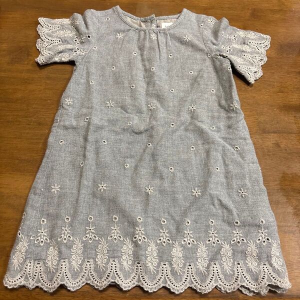 Baby GAP グレーのワンピース 3歳 花柄 上品ワンピ お出かけ