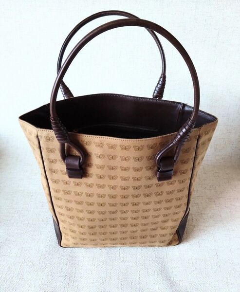 ボッテガ ヴェネタ バタフライ 蝶 トートバッグ レザー 本革 キャンバス 茶 ブラウン Bottega Veneta
