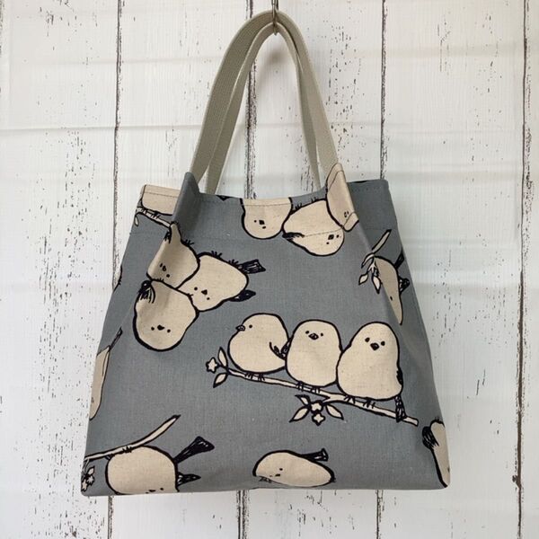 ☆ハンドメイド☆かわいいシマエナガの手提げバッグ☆