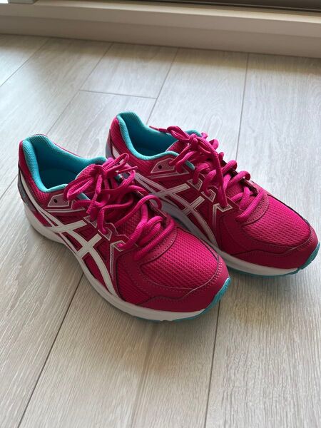 asics シューズ 室内一度使用美品