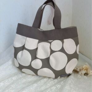 ハンドメイド 水玉柄タック入りバッグ