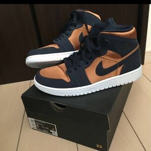 NIKE AIR JORDAN RETRO ジョーダン　MID SE 