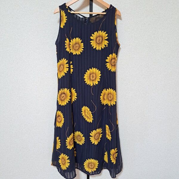 ワンビース ひまわり 向日葵 紺色 黄色 花柄 夏服 used 古着