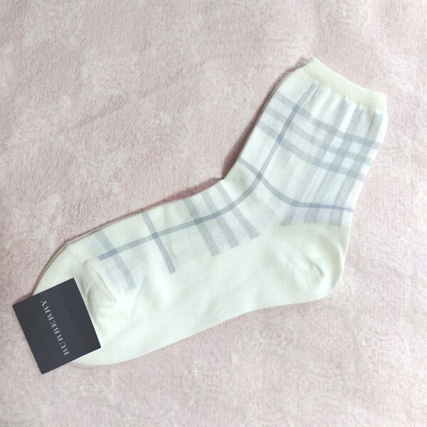 ★ 新品 BURBERRY バーバリー レディース ソックス ★ 23〜24cm