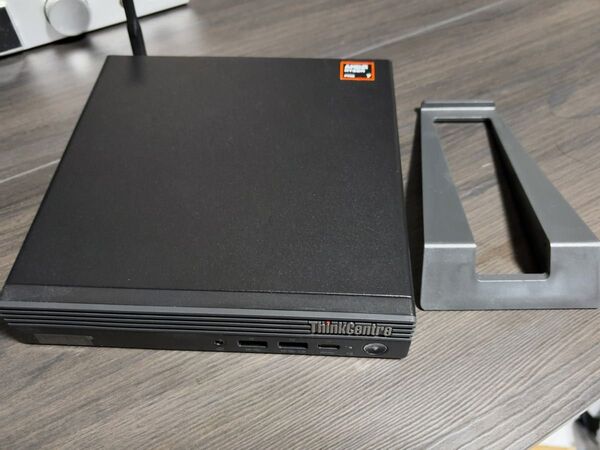 Lenovo ThinkCentre M75q-2 Tiny Gen5 8700GE 32GB/256GB SSD1TB追加済
